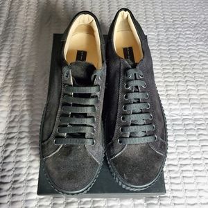 Steve Madden suede platform shoes
